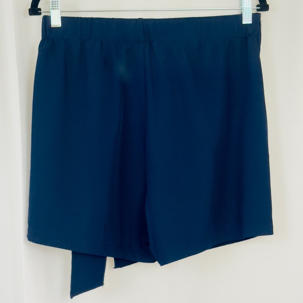 Navy Blue  Women's Wrap Skort Elastic Waist Hidden Side Zipper Medium        NWT - Picture 3 of 6